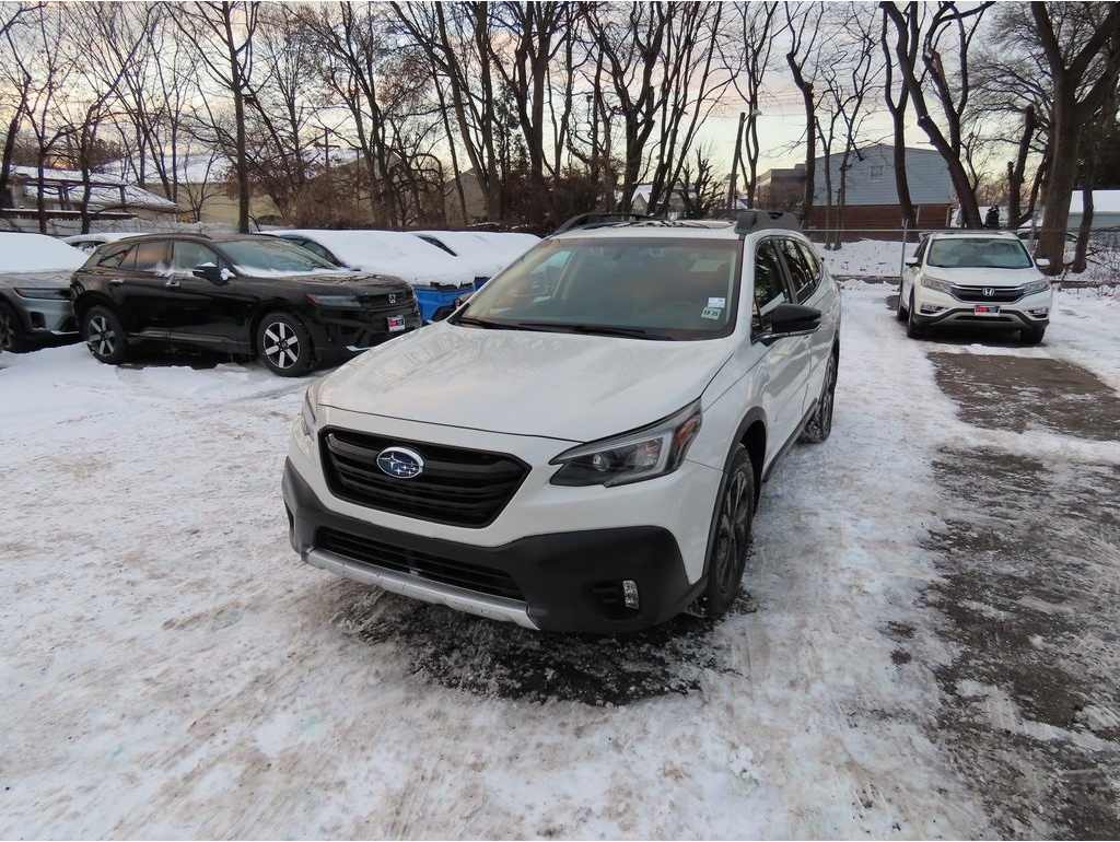2020 Subaru Outback Onyx Edition's photo