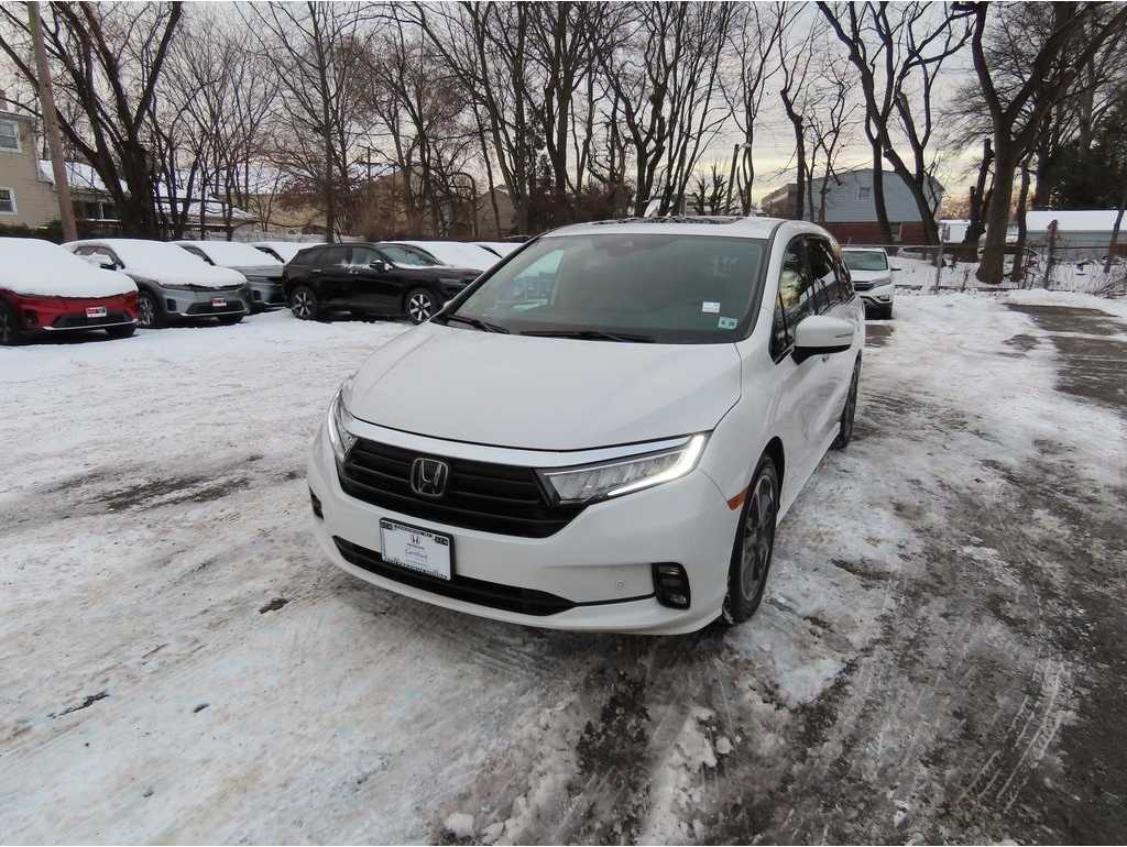 2023 Honda Odyssey Elite's photo