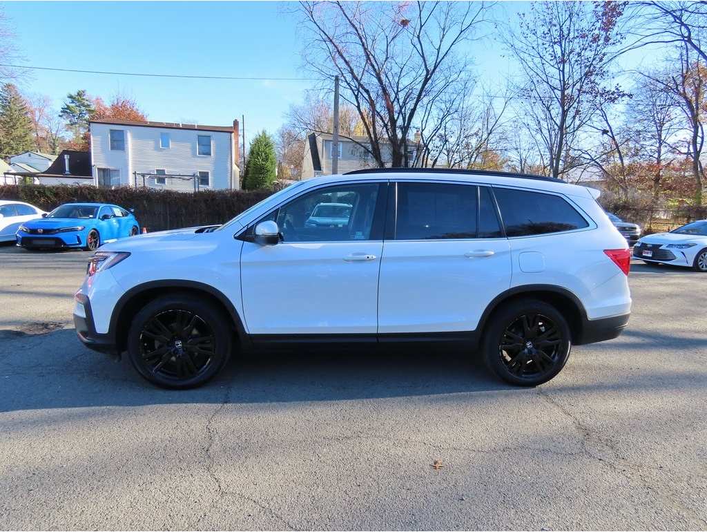 2022 Honda Pilot SE's photo