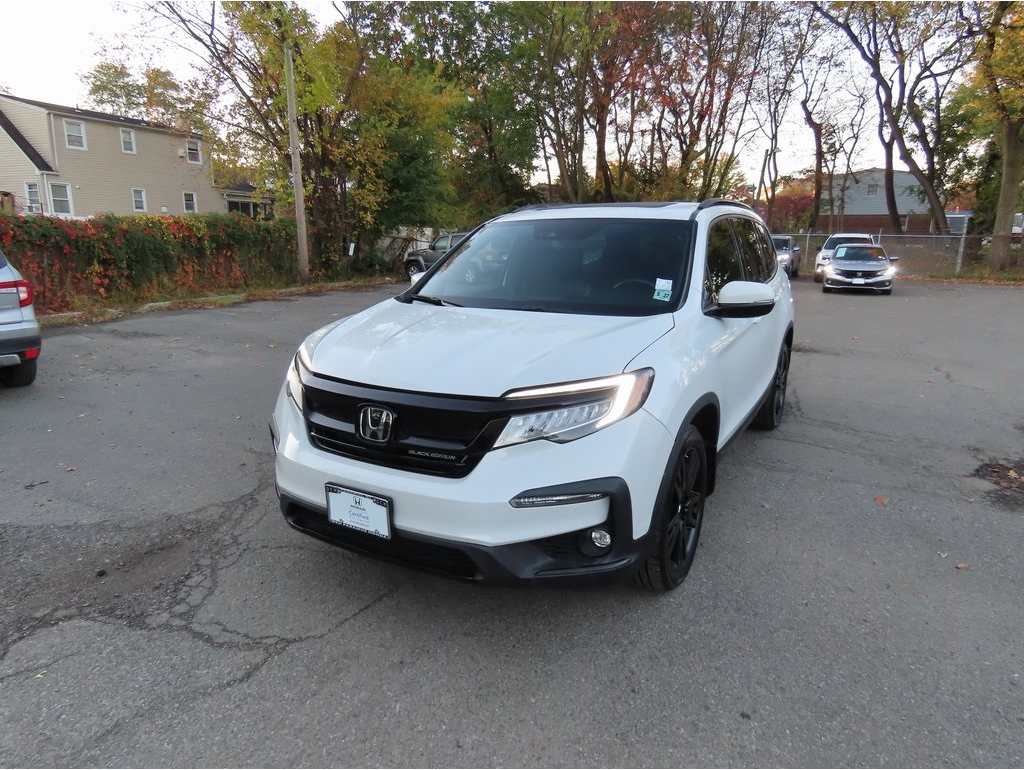 2022 Honda Pilot Black Edition's photo