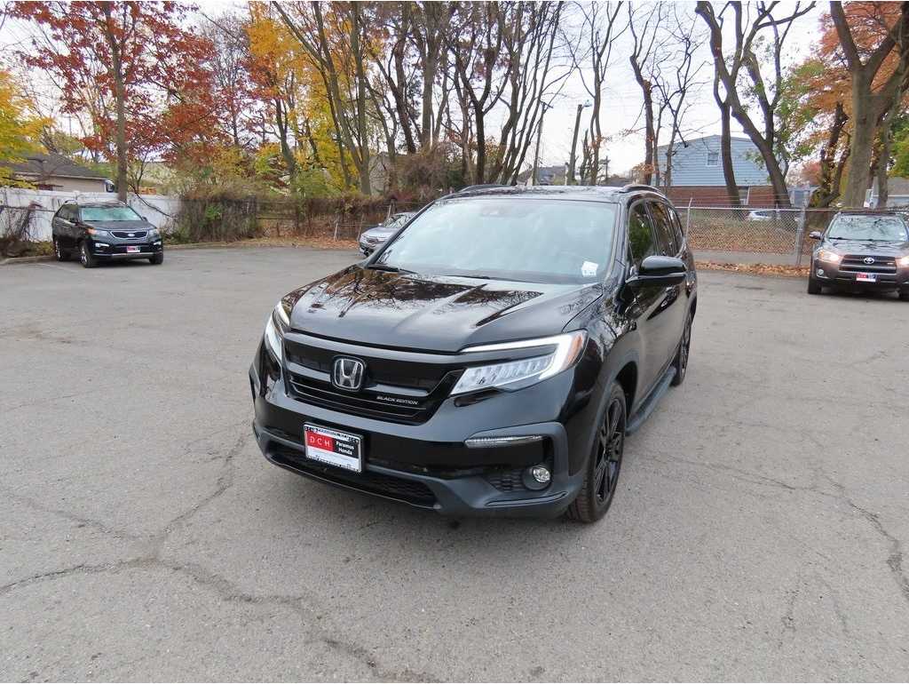 2022 Honda Pilot Black Edition's photo