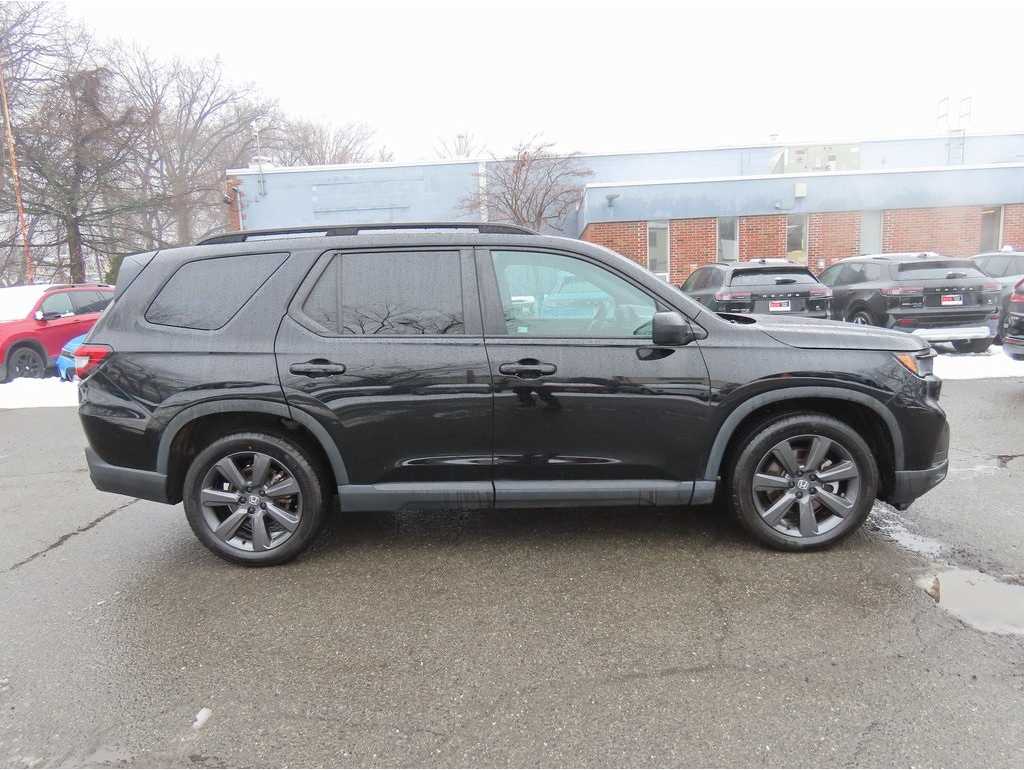 2023 Honda Pilot Sport's photo