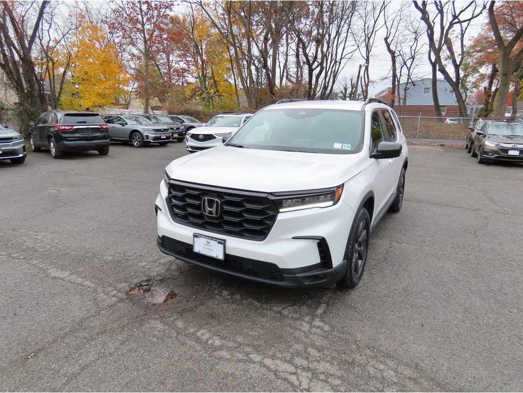 2023 Honda Pilot Sport's photo