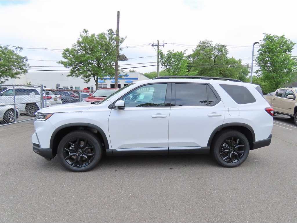 2025 Honda Pilot Touring's photo