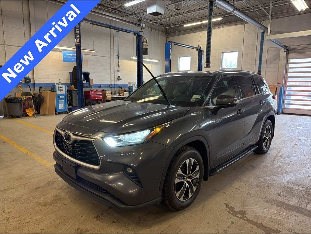 2020 Toyota Highlander XLE's photo