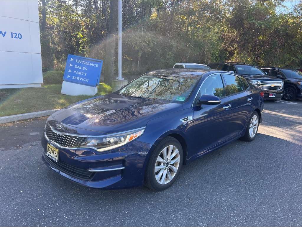 2018 Kia Optima EX's photo