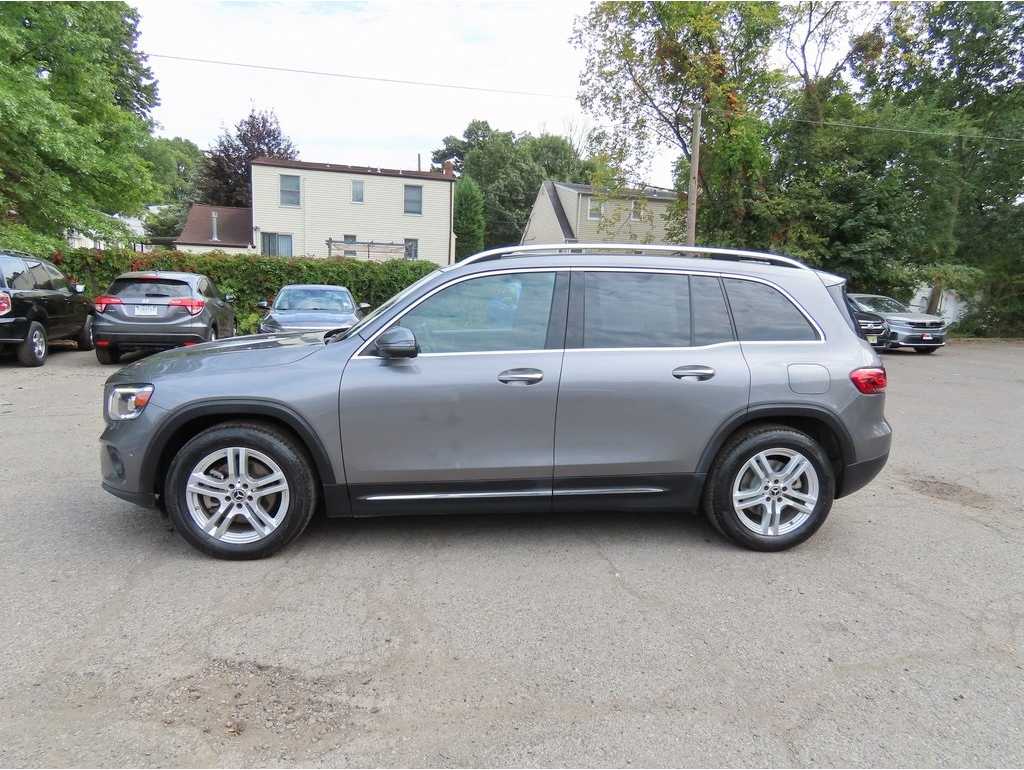 2021 Mercedes-Benz GLB Base