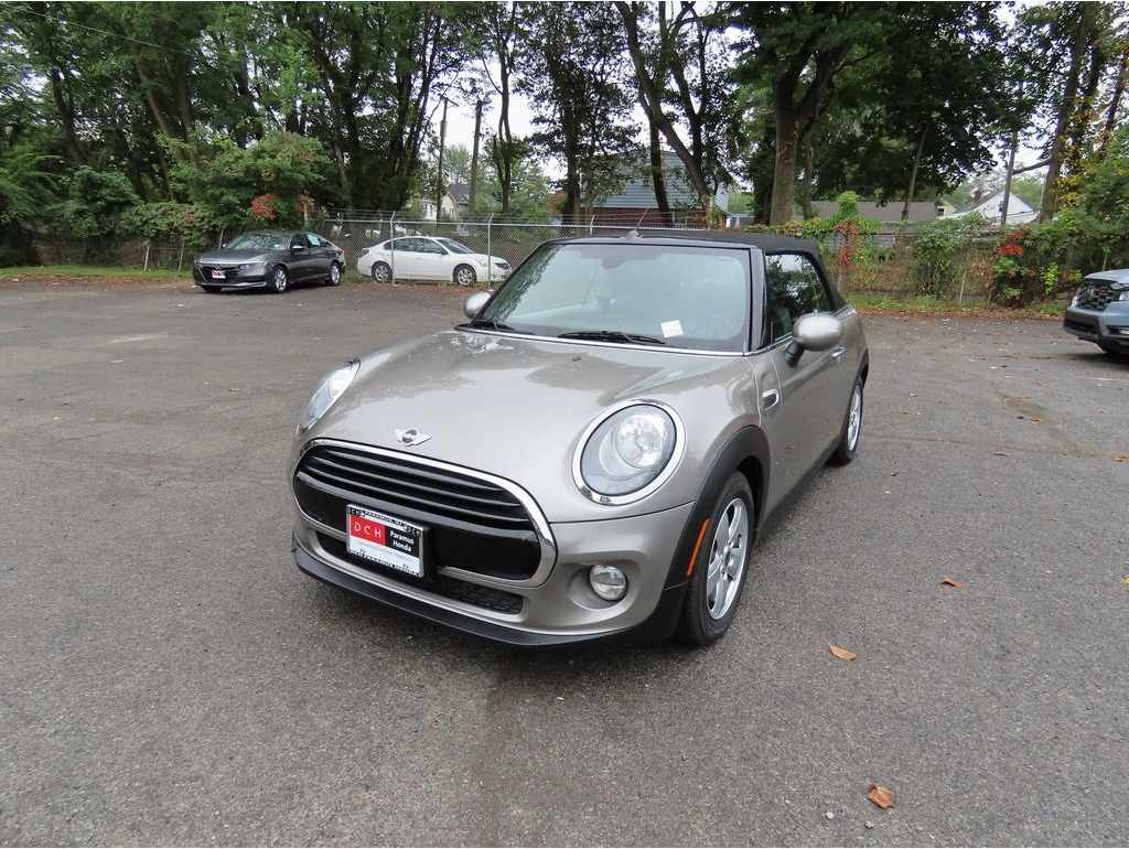 2016 MINI Cooper Base