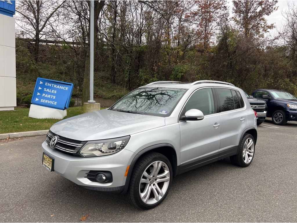 2013 Volkswagen Tiguan SEL's photo
