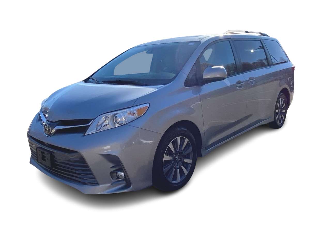 2018 Toyota Sienna XLE -
                Freehold, NJ