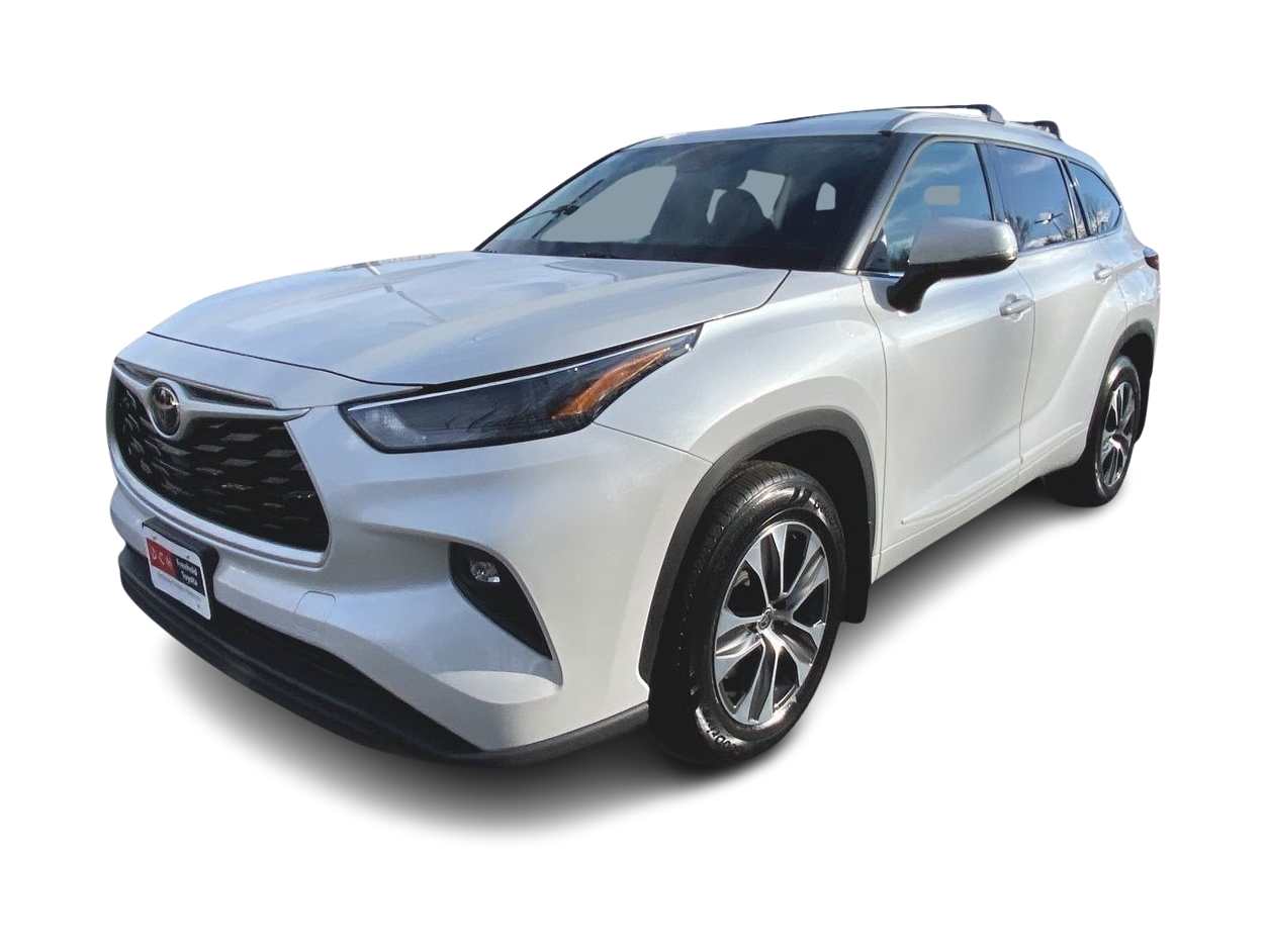 2022 Toyota Highlander XLE -
                Freehold, NJ