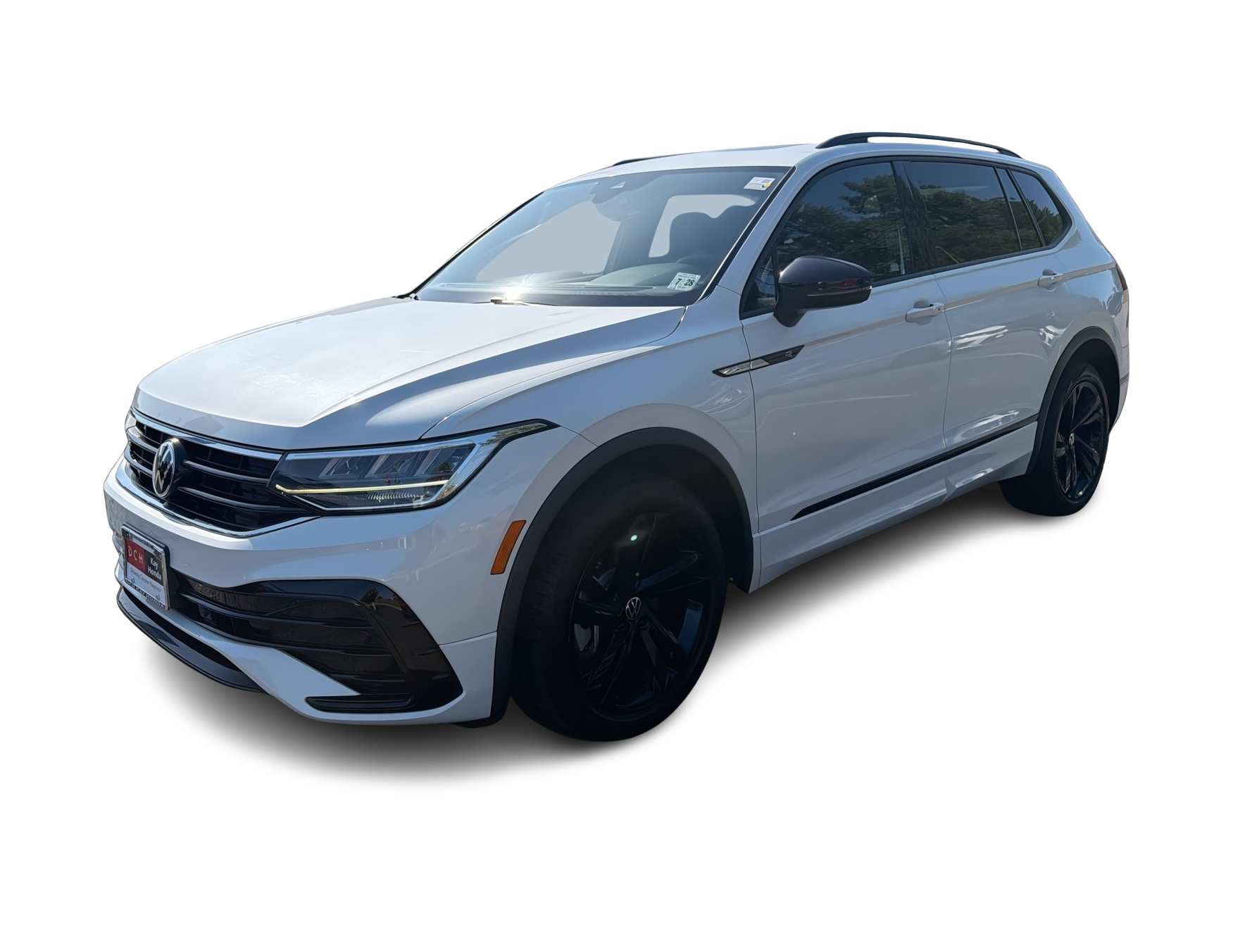 Thumbnail: 2023 Volkswagen Tiguan - 1