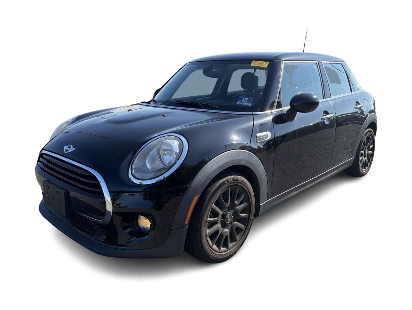 2018 MINI Cooper Base -
                  Eatontown, NJ