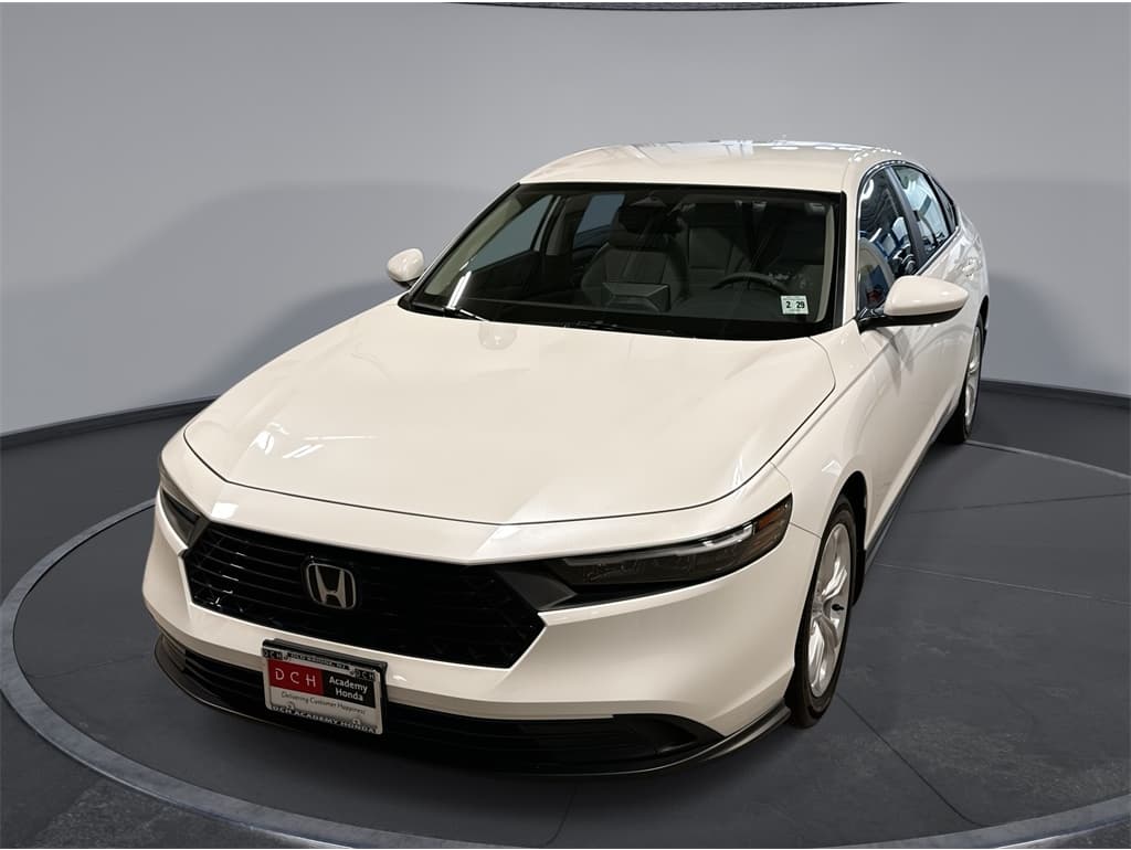 2024 Honda Accord LX's photo
