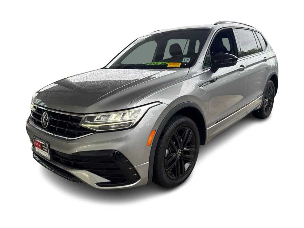 Thumbnail: 2022 Volkswagen Tiguan - 1