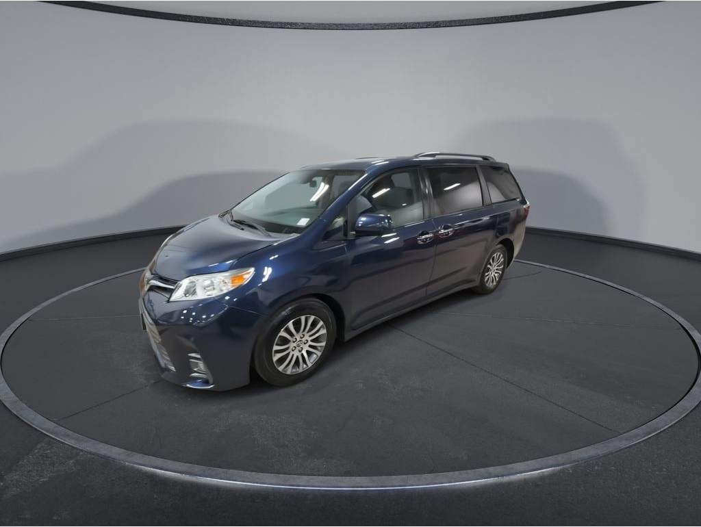 2020 Toyota Sienna XLE