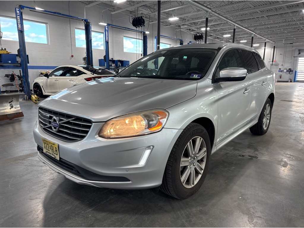 2017 Volvo XC60 T5 Inscription's photo