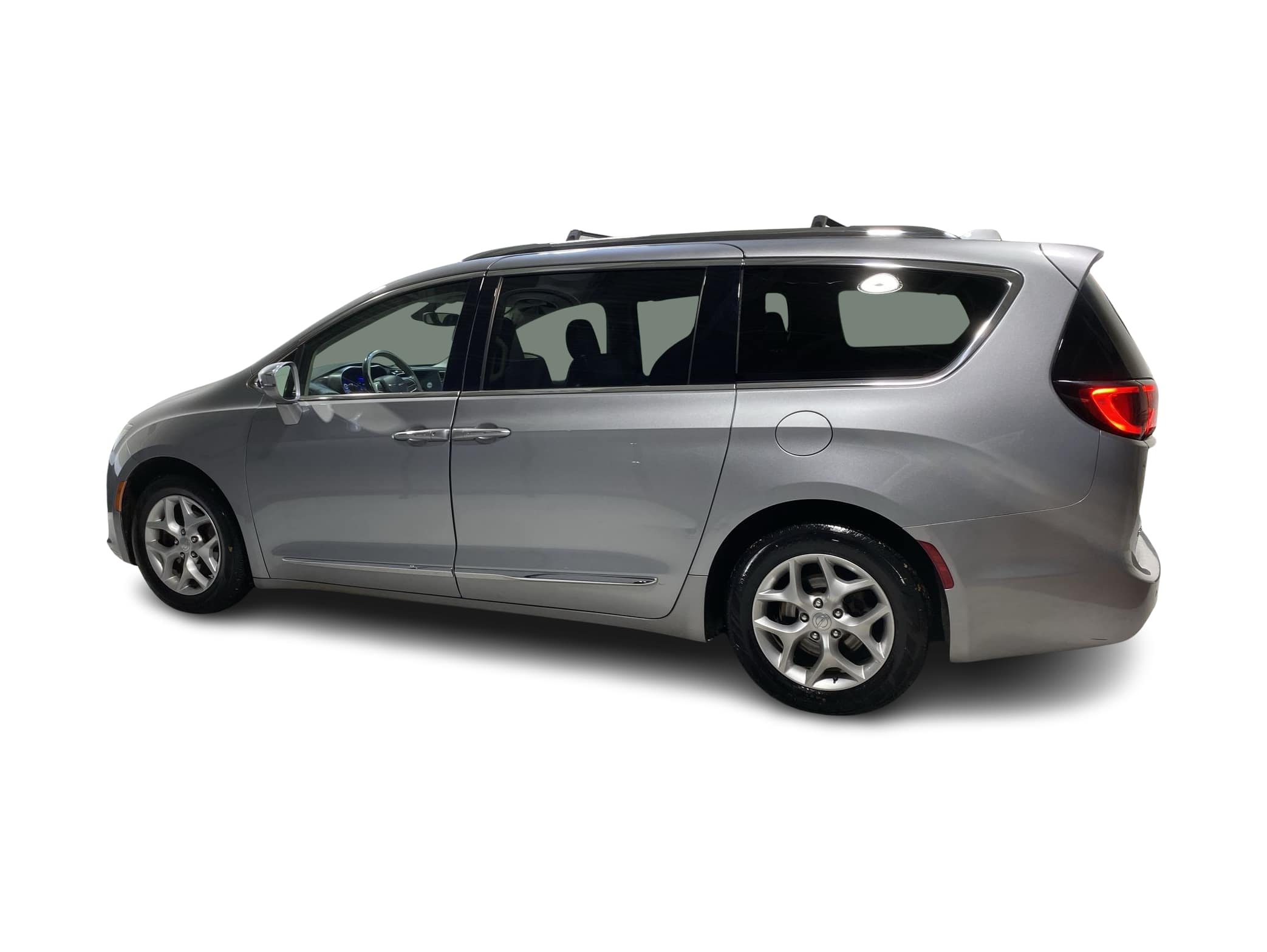 2019 Chrysler Pacifica Limited -
                  Verona, NJ