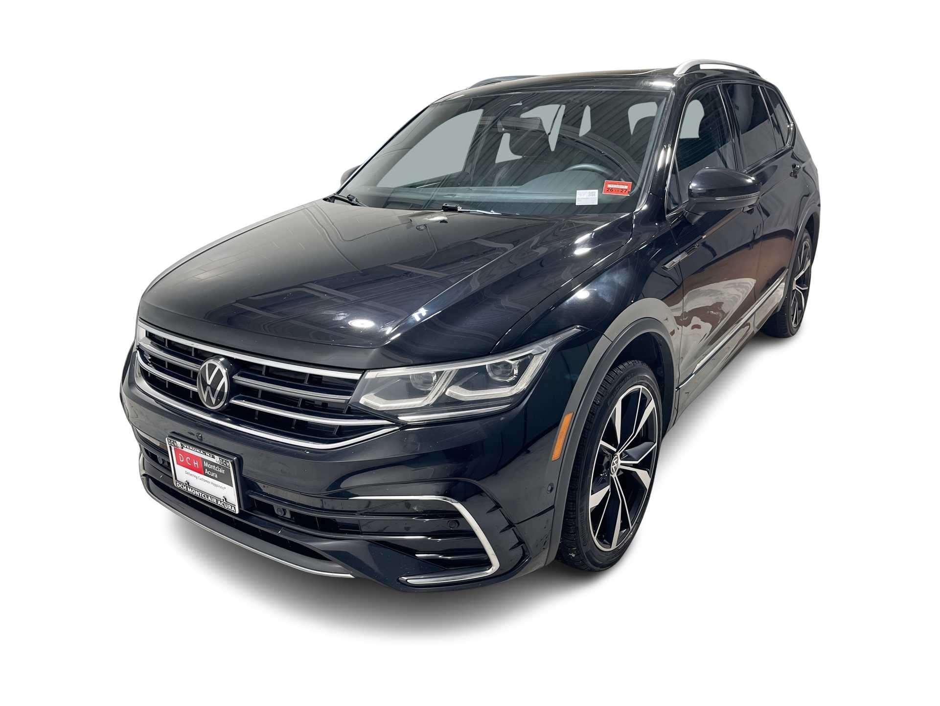 Thumbnail: 2022 Volkswagen Tiguan - 1