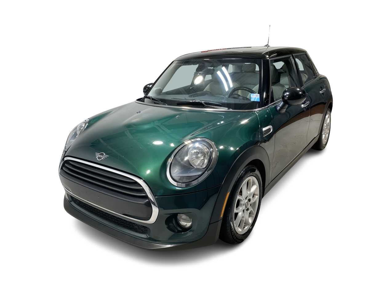 Thumbnail: 2019 MINI Cooper - 1