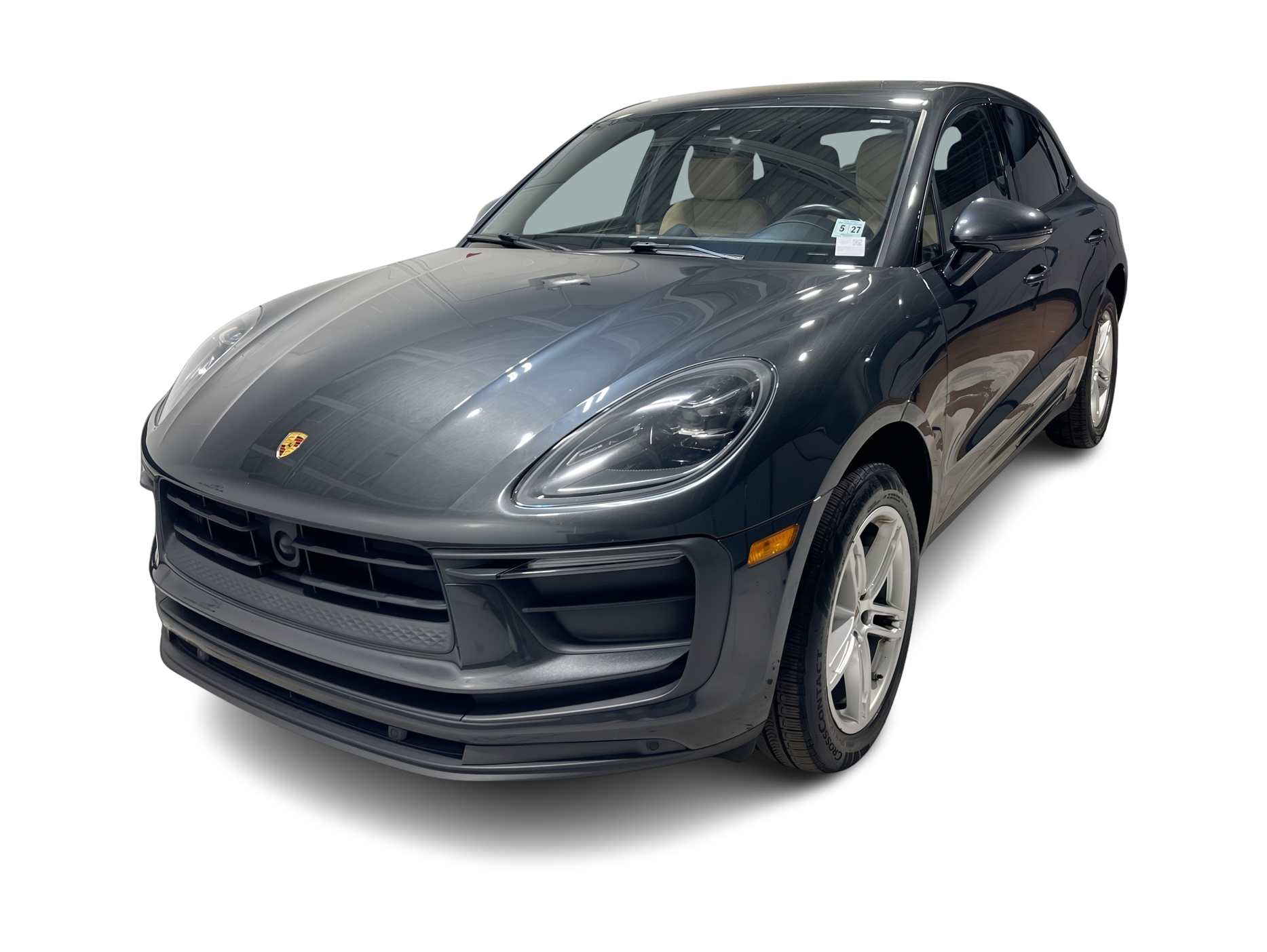 Thumbnail: 2022 Porsche Macan - 1