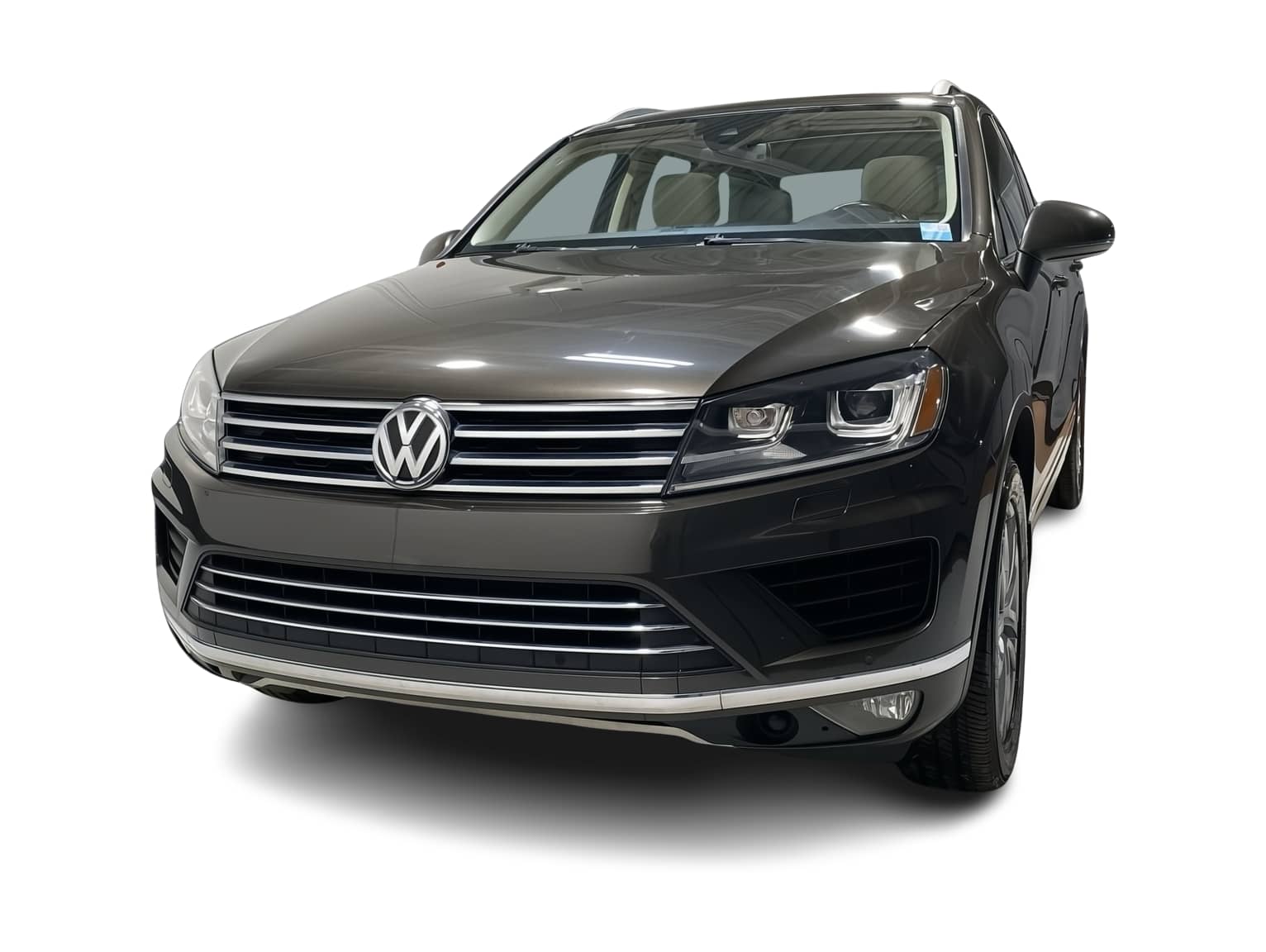 2016 Volkswagen Touareg  -
                Verona, NJ