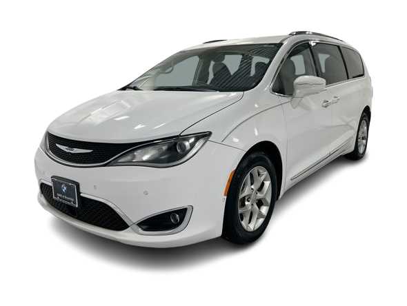 Thumbnail: 2019 Chrysler Pacifica - 1