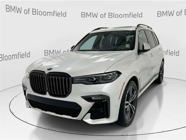 2021 BMW X7 40i's photo