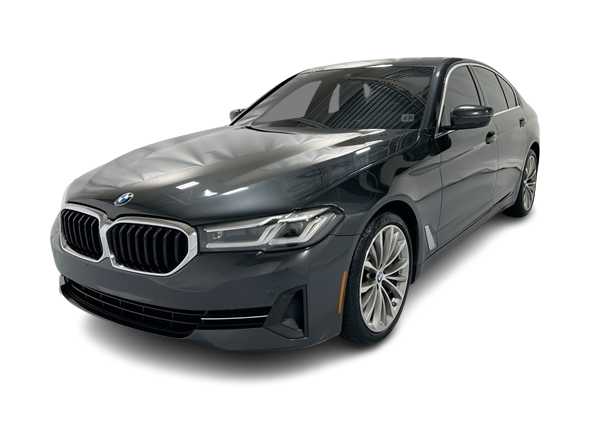 Thumbnail: 2022 BMW 5 Series - 1
