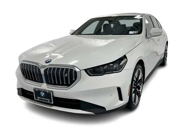 2025 BMW i5 xDrive40 -
                  Bloomfield, NJ