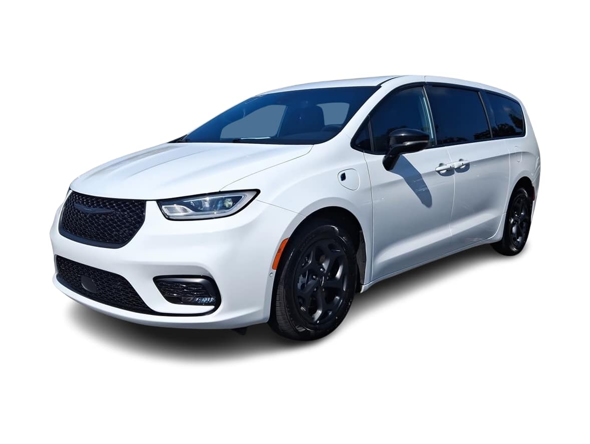 Thumbnail: 2024 Chrysler Pacifica - 1