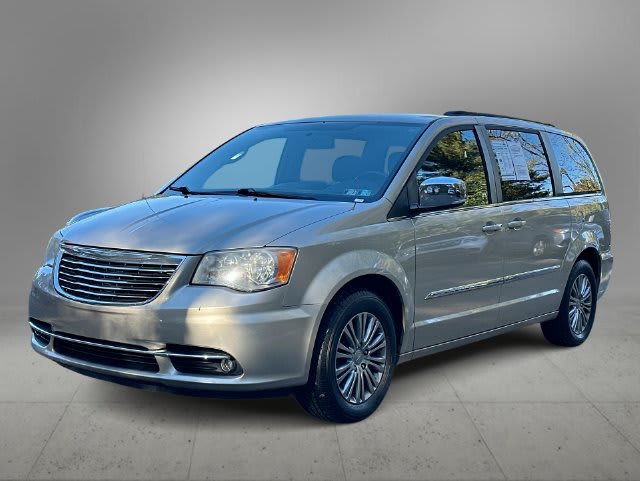2014 Chrysler Town & Country Touring-L