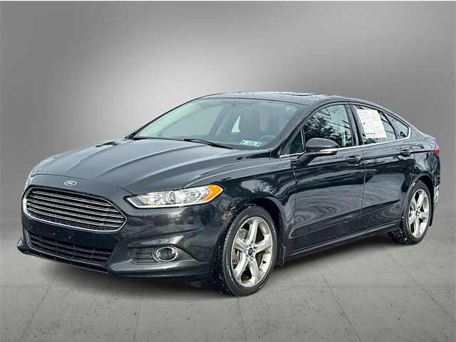 2015 Ford Fusion SE's photo