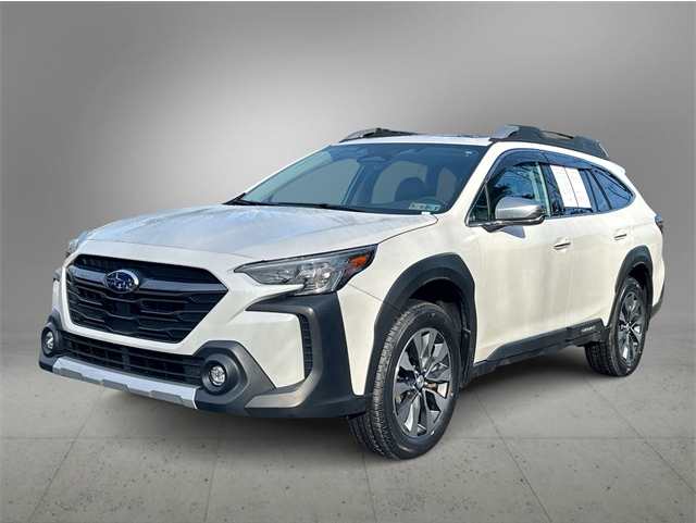 2023 Subaru Outback Touring's photo
