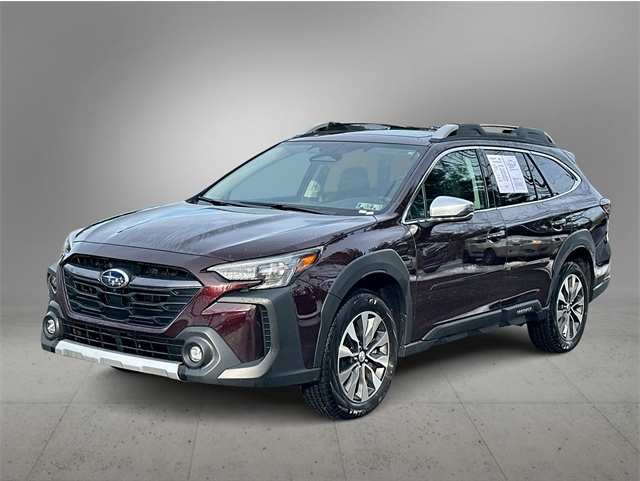 2025 Subaru Outback Touring's photo