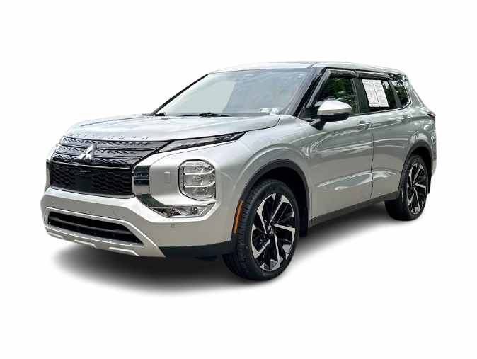 Thumbnail: 2024 Mitsubishi Outlander - 1