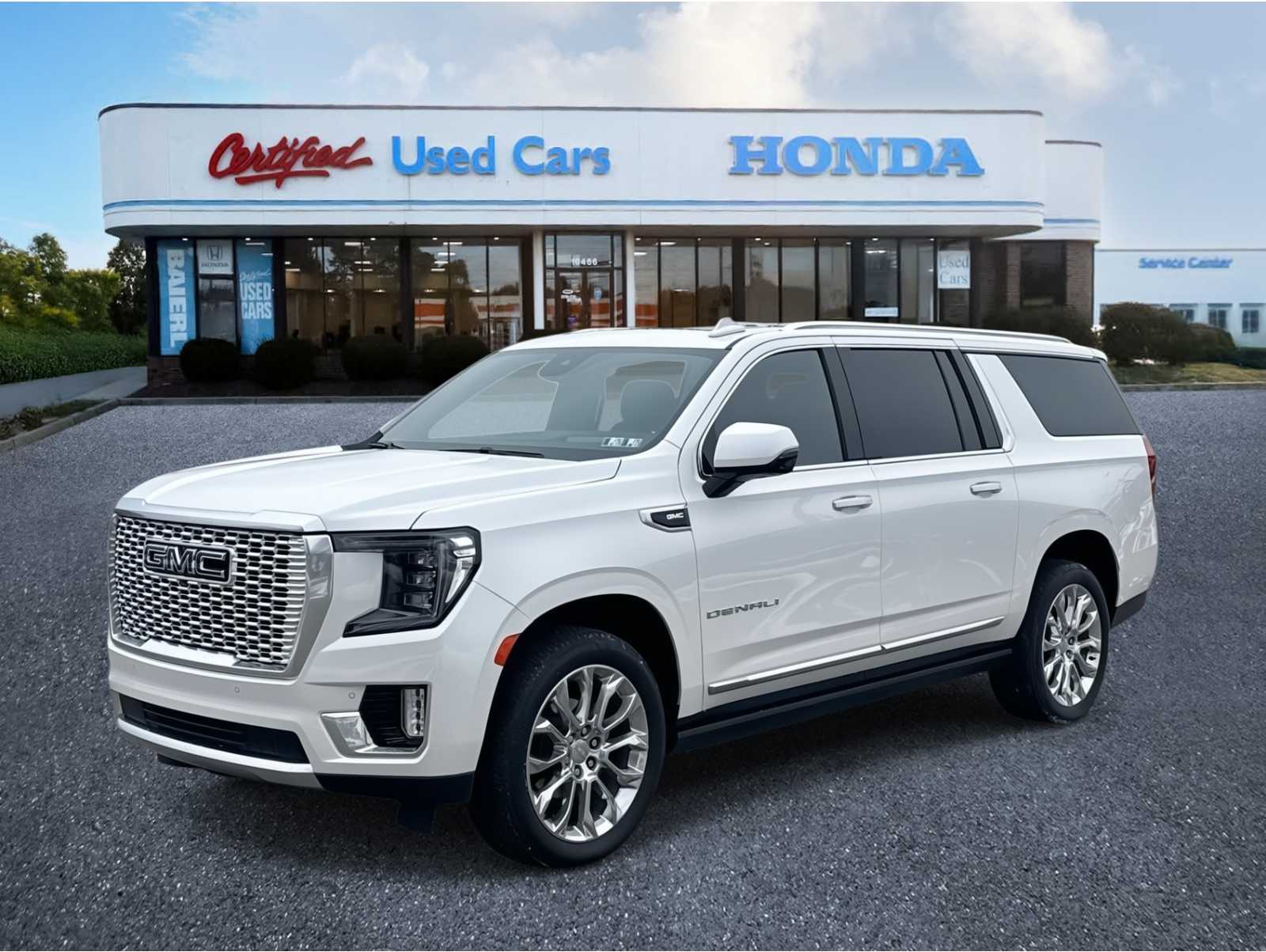 2023 GMC Yukon XL Denali's photo