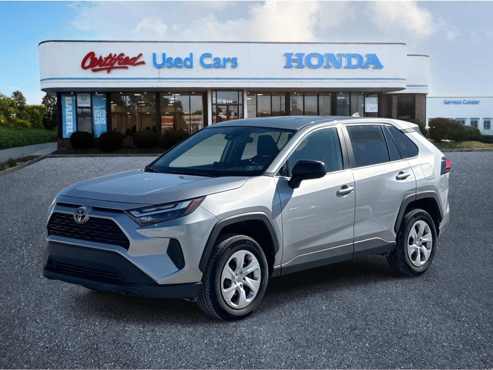 2023 Toyota RAV4 LE