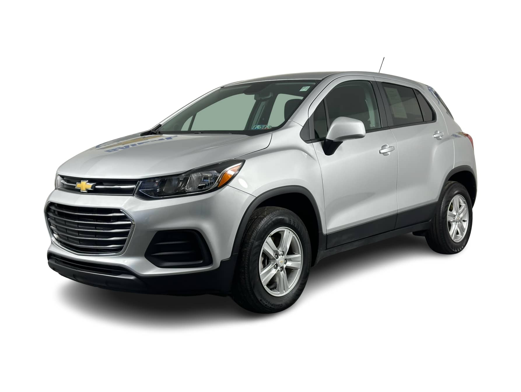 2022 Chevrolet Trax LS Hero Image