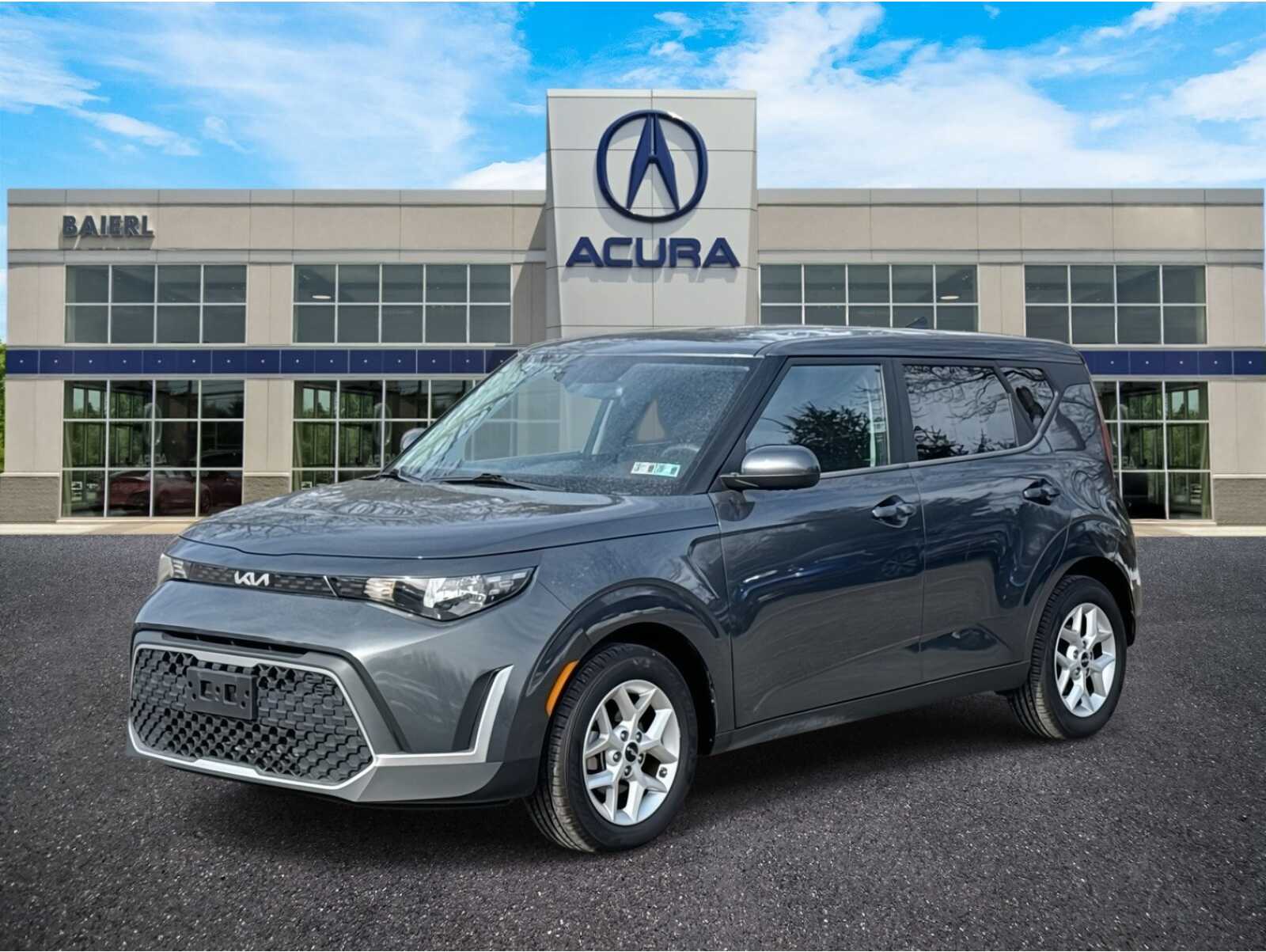 2023 Kia Soul LX's photo