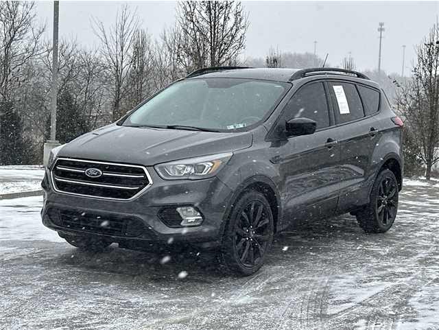2019 Ford Escape SE's photo