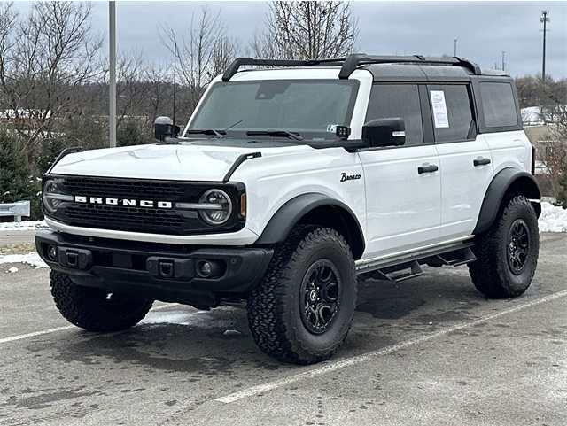 2023 Ford Bronco 4-Door Wildtrak's photo