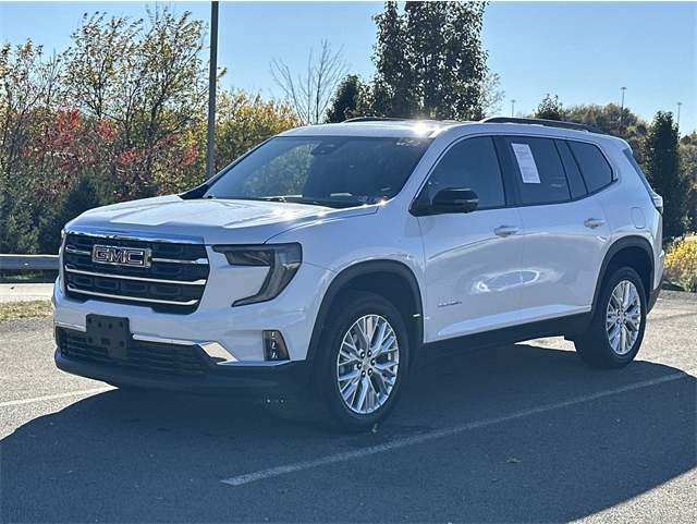 2024 GMC Acadia Elevation's photo