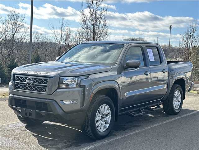 2023 Nissan Frontier SV's photo