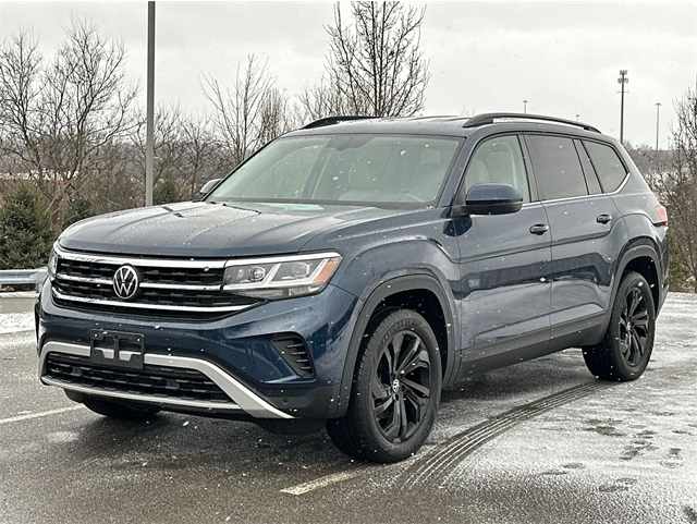 2022 Volkswagen Atlas SE w/Tech