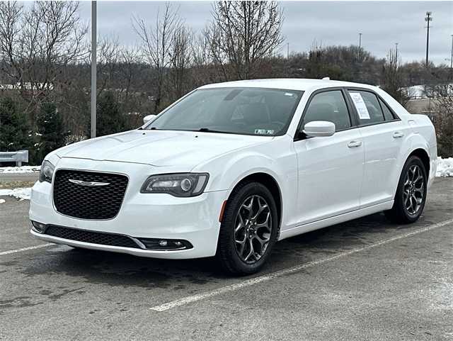2016 Chrysler 300 S