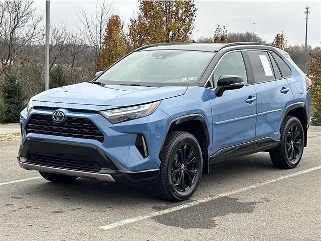 2023 Toyota RAV4 XSE's photo