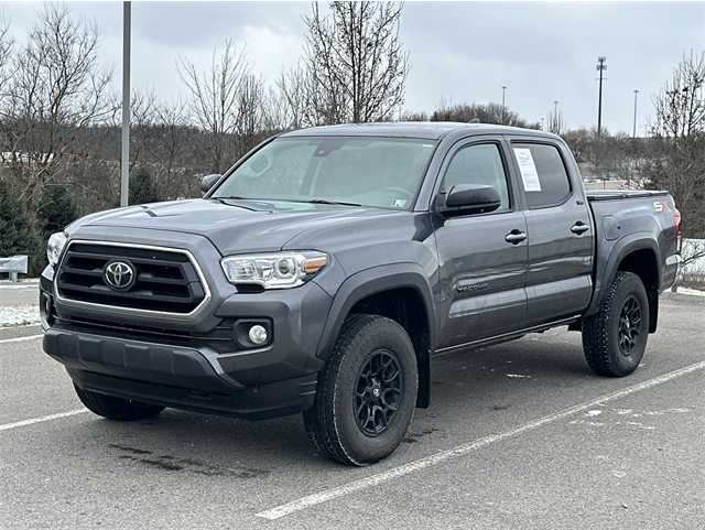 2023 Toyota Tacoma SR5's photo