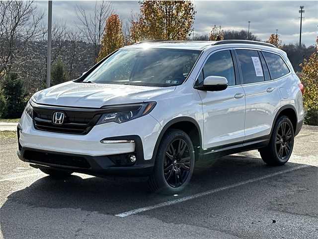 2022 Honda Pilot SE's photo