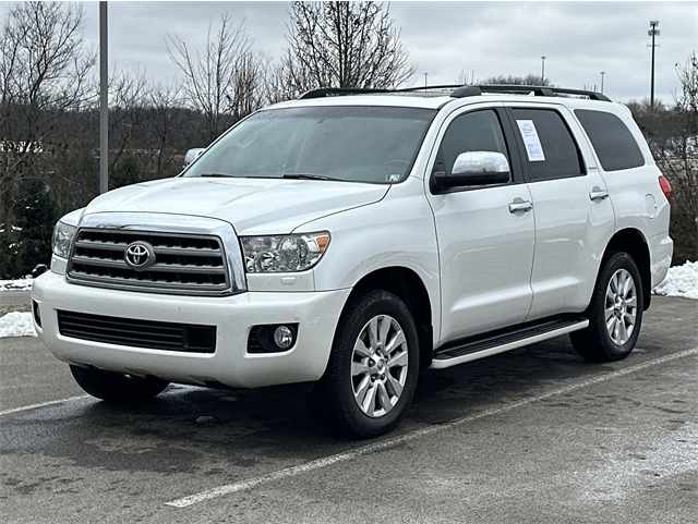 2017 Toyota Sequoia Platinum's photo
